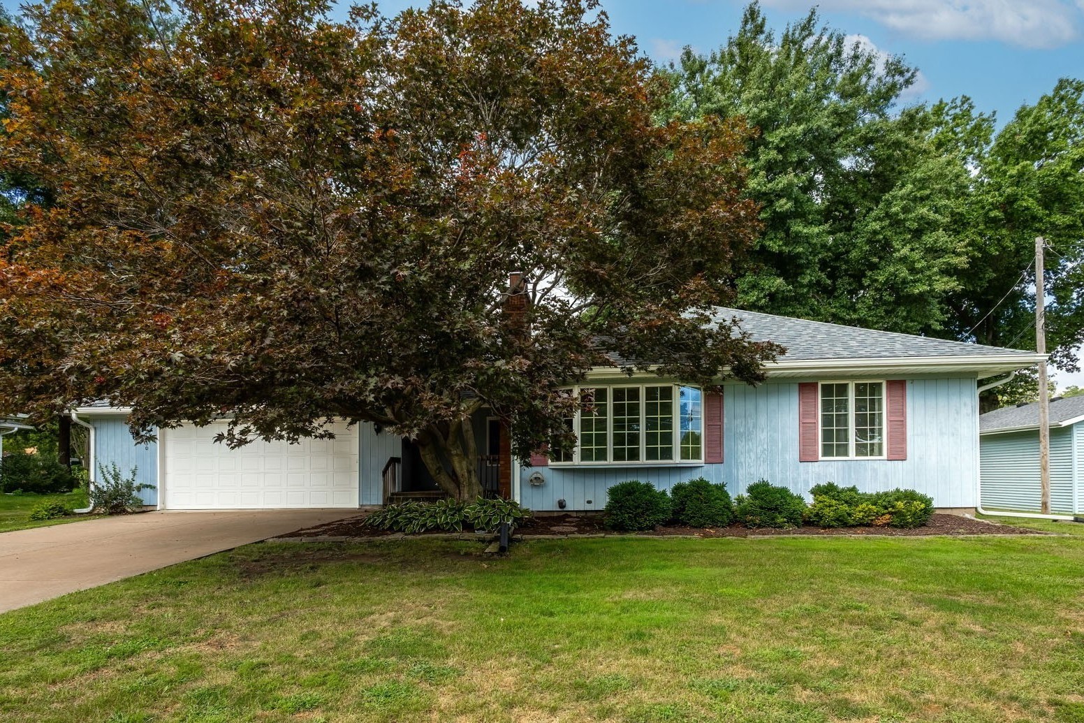 1530 29th Street Property Photo 2