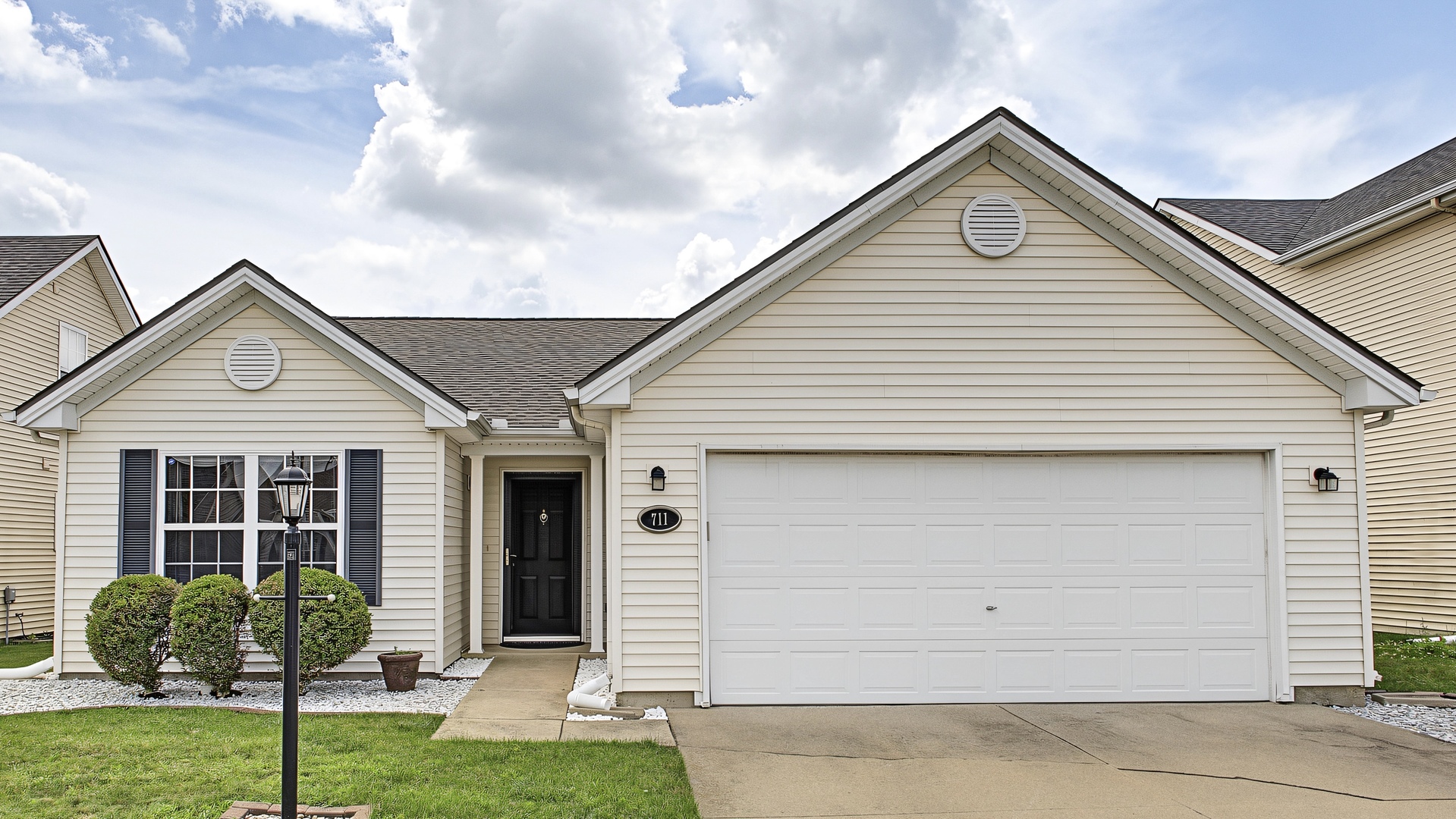711 Lauterbur Lane Property Photo 1