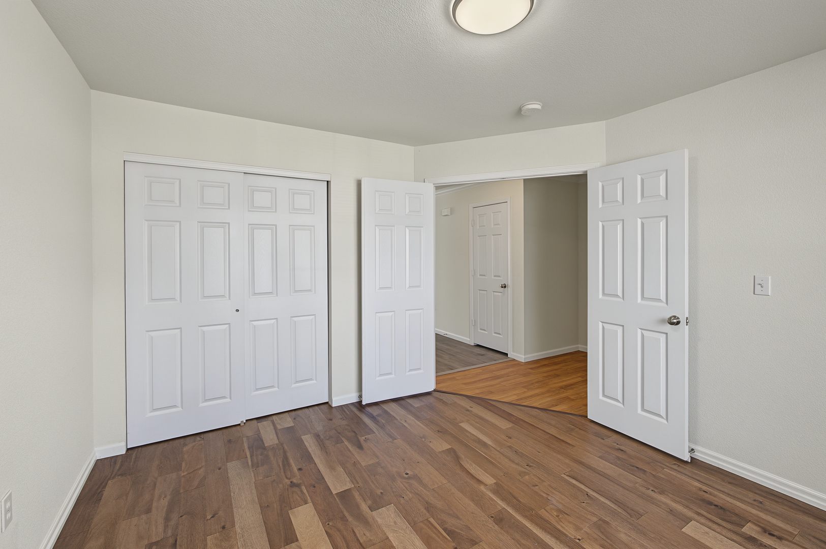 711 Lauterbur Lane Property Photo 8