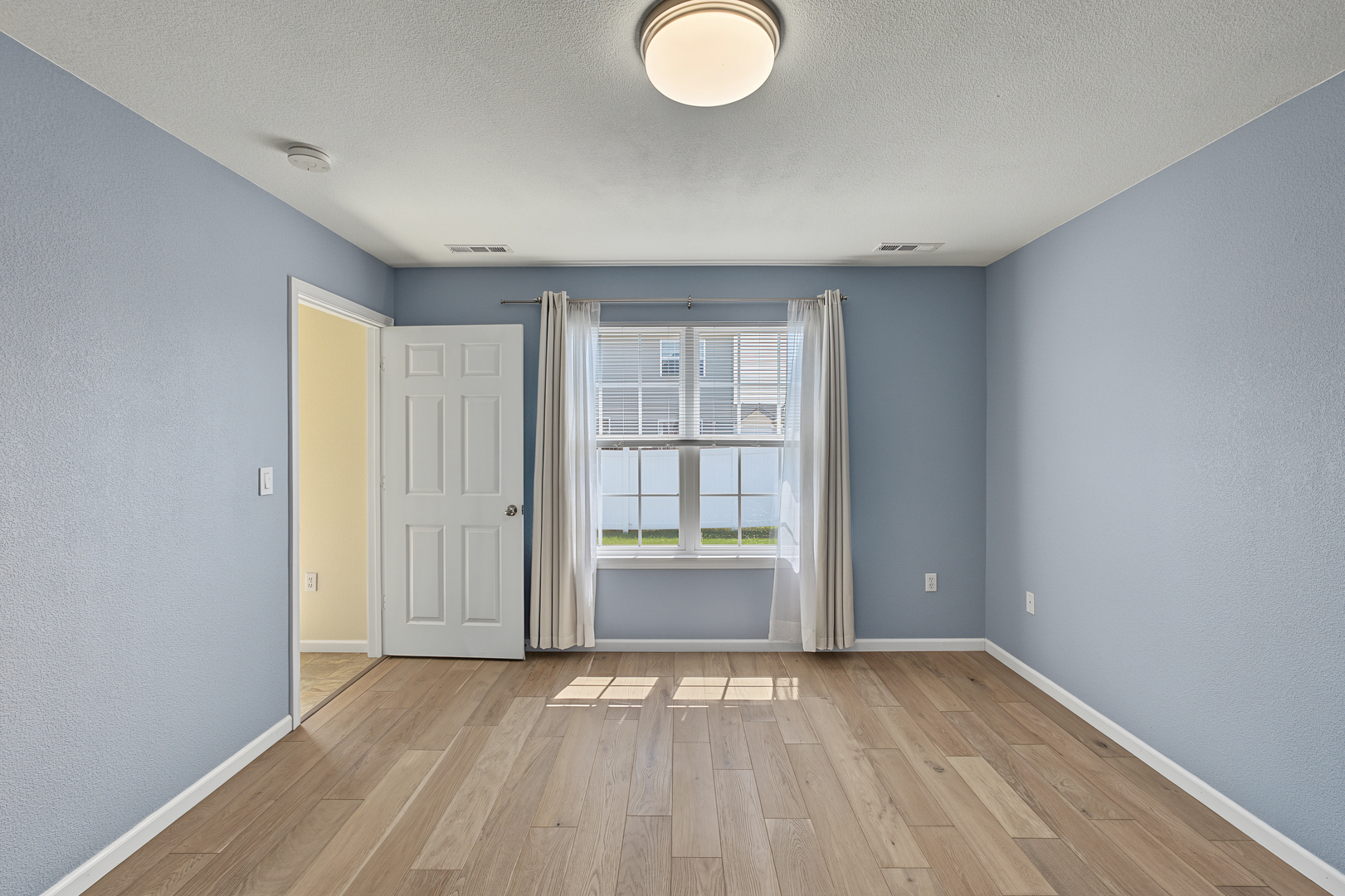 711 Lauterbur Lane Property Photo 19