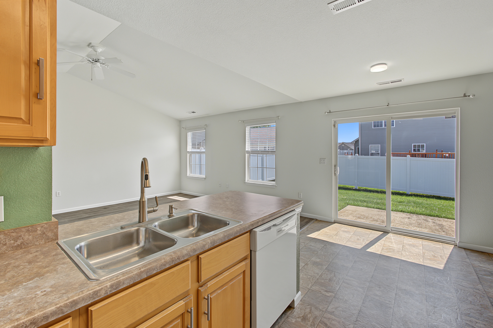 711 Lauterbur Lane Property Photo 29