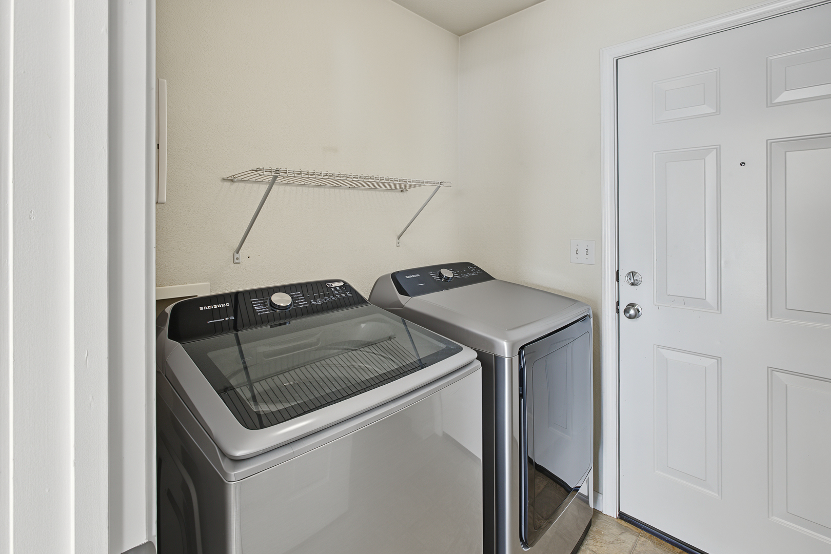 711 Lauterbur Lane Property Photo 33