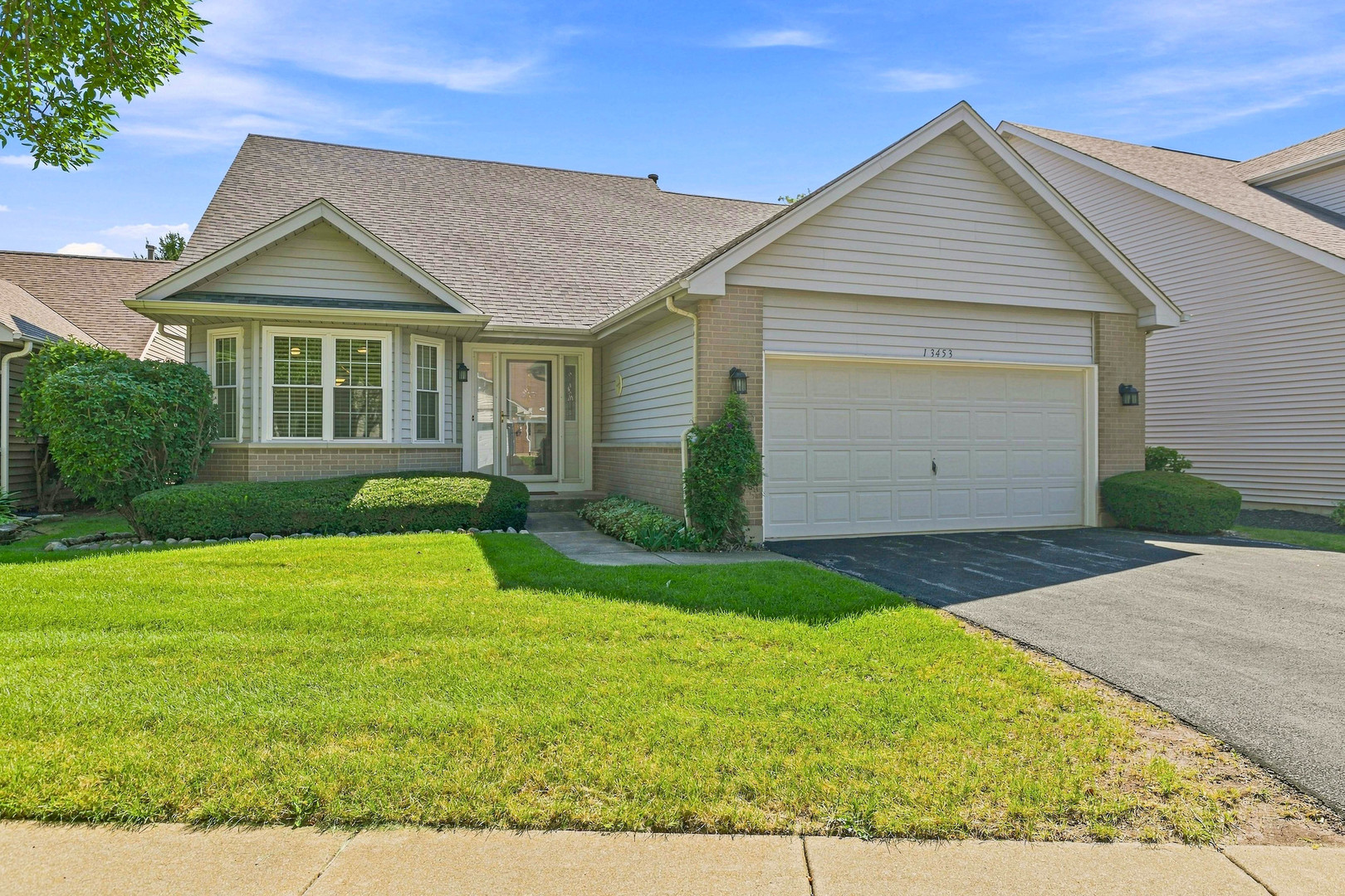 13453 S Redberry Circle Property Photo 1