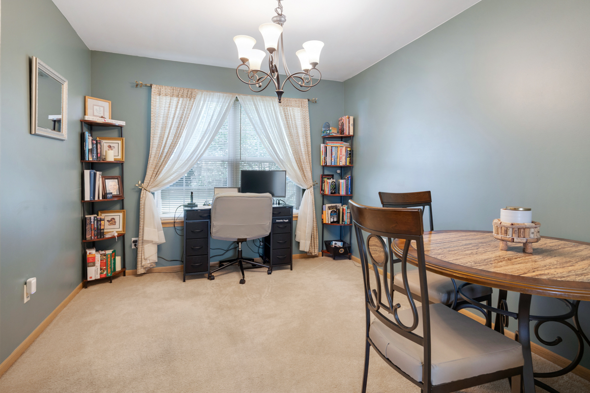 181 W Prairiefield Avenue Property Photo 13