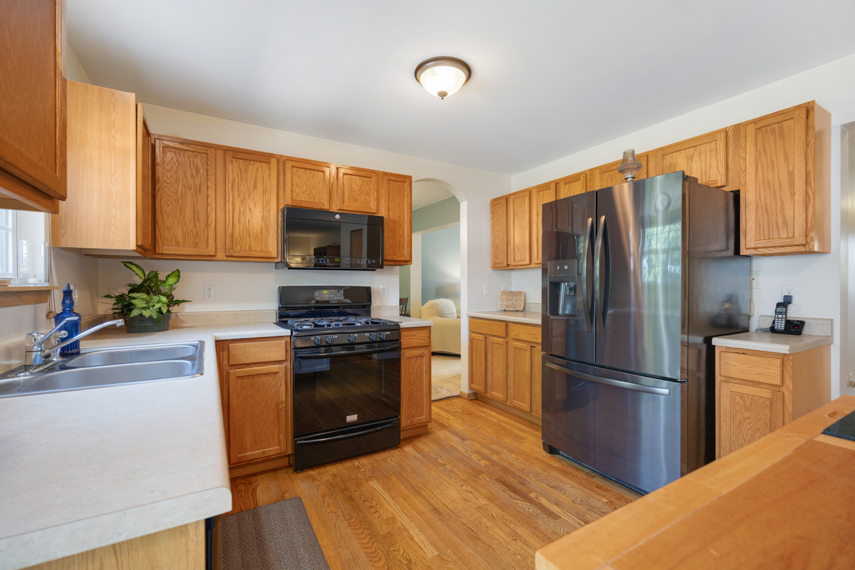 181 W Prairiefield Avenue Property Photo 18