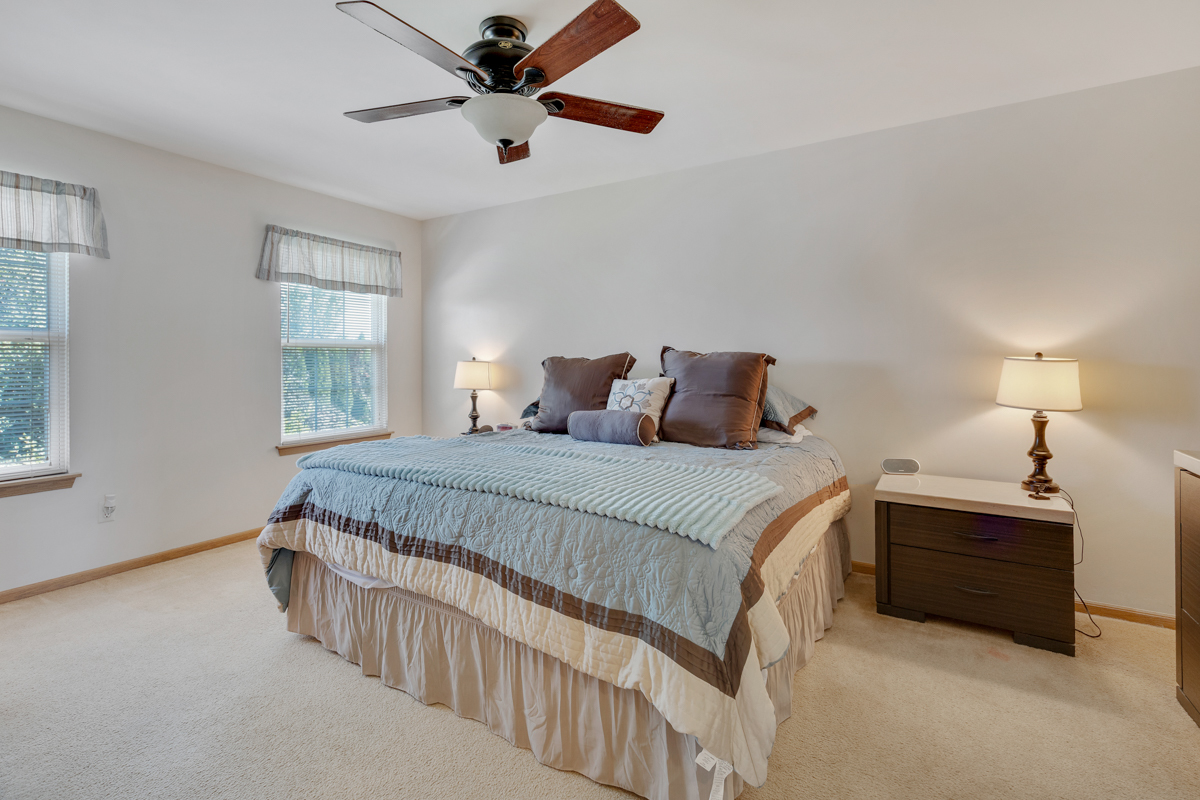 181 W Prairiefield Avenue Property Photo 21