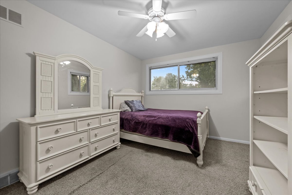 1300 Knollwood Road Property Photo 10