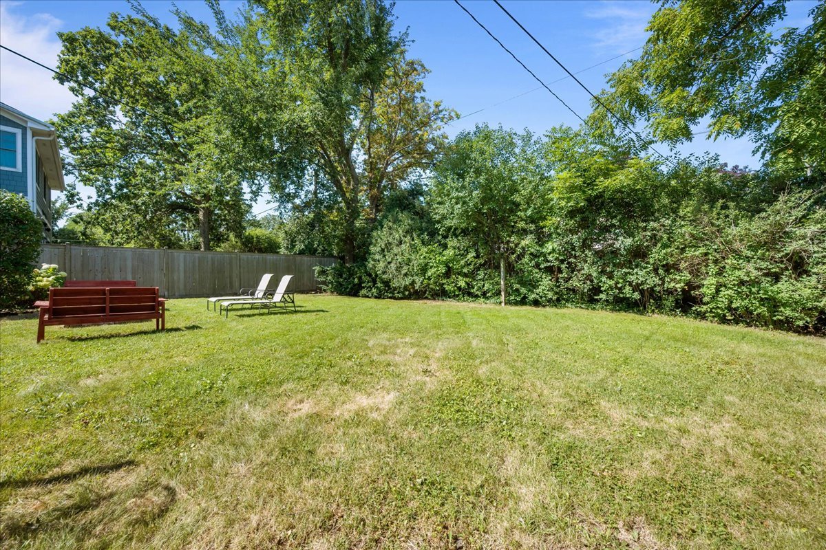 1300 Knollwood Road Property Photo 16