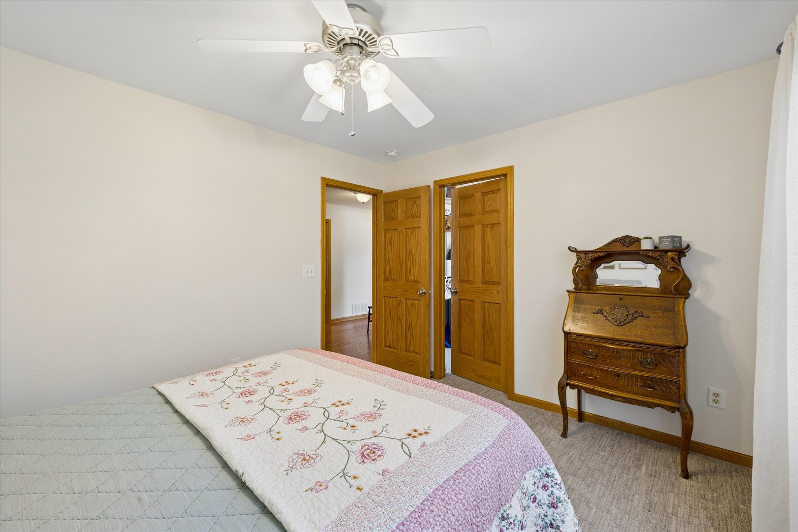 211 E Dolan Drive Property Photo 32