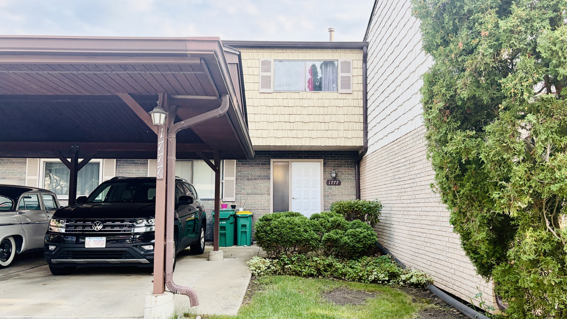 1777 Shoshonee Trail Property Photo 1