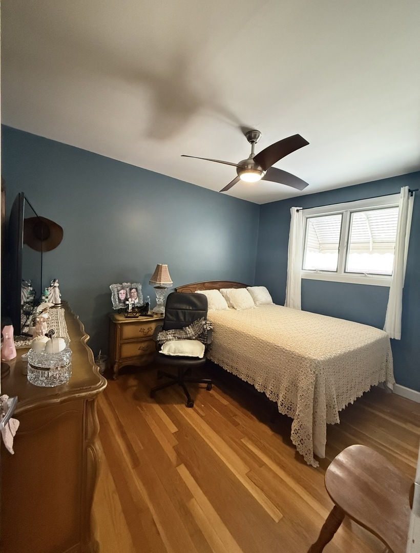 8207 S Kostner Avenue Property Photo 10