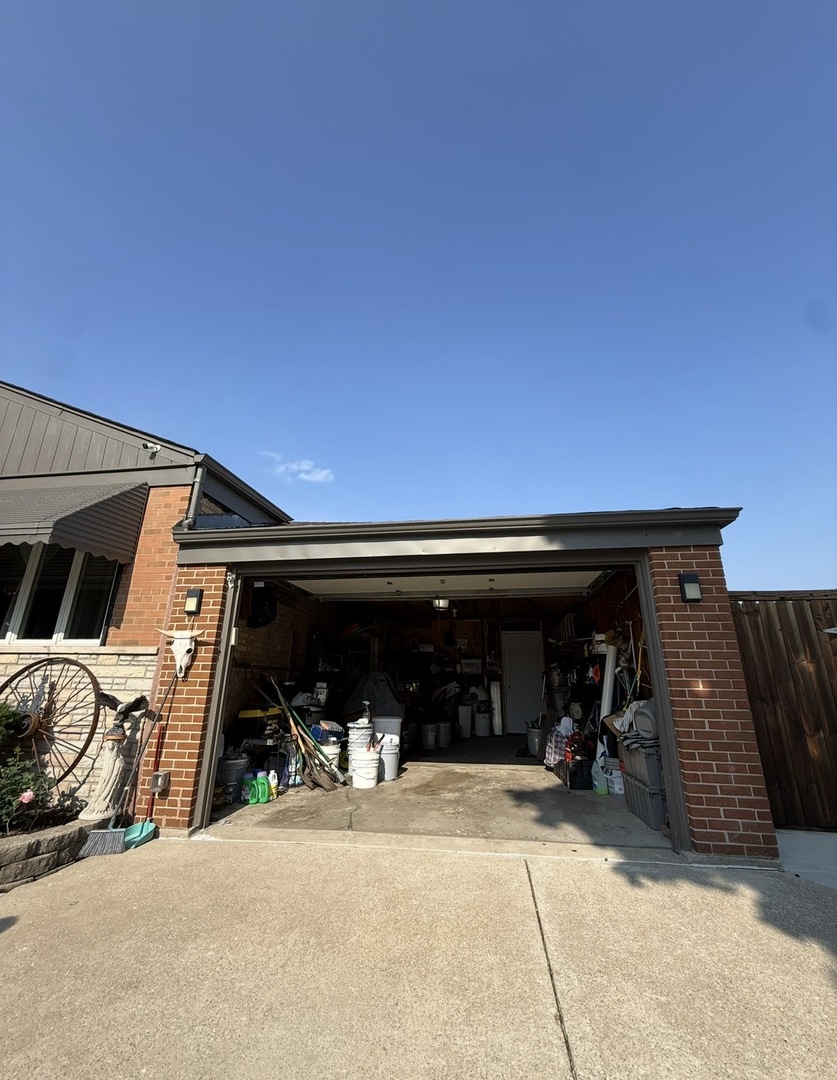 8207 S Kostner Avenue Property Photo 27