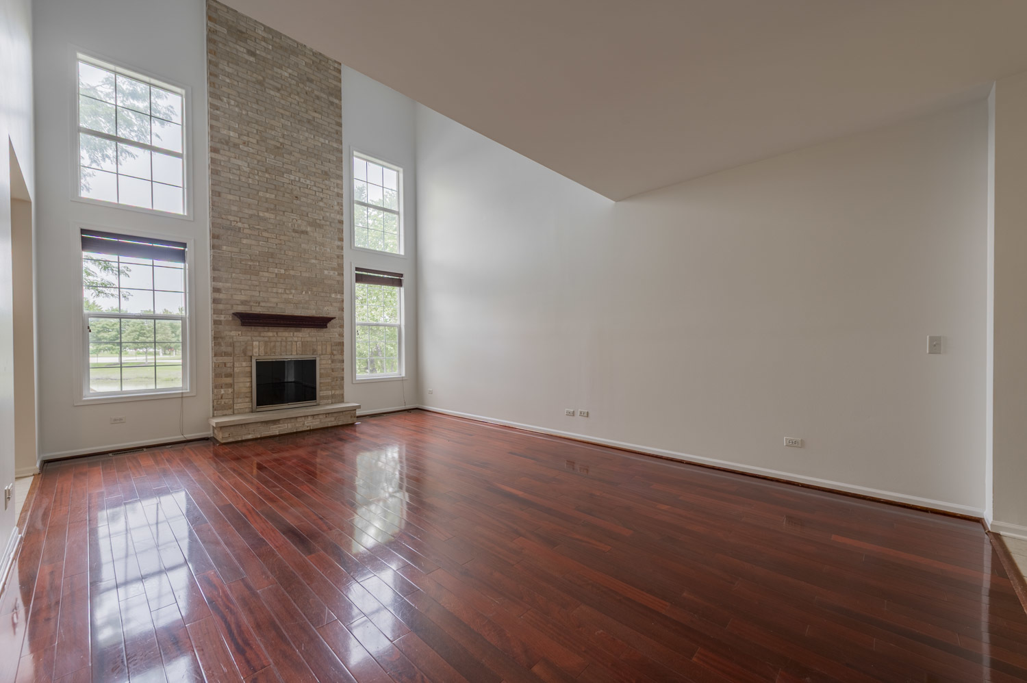 12750211 Property Photo 6