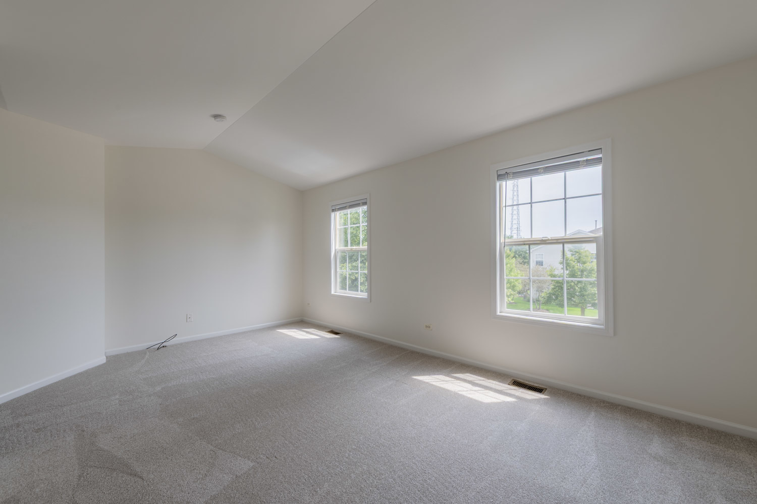 12750211 Property Photo 16