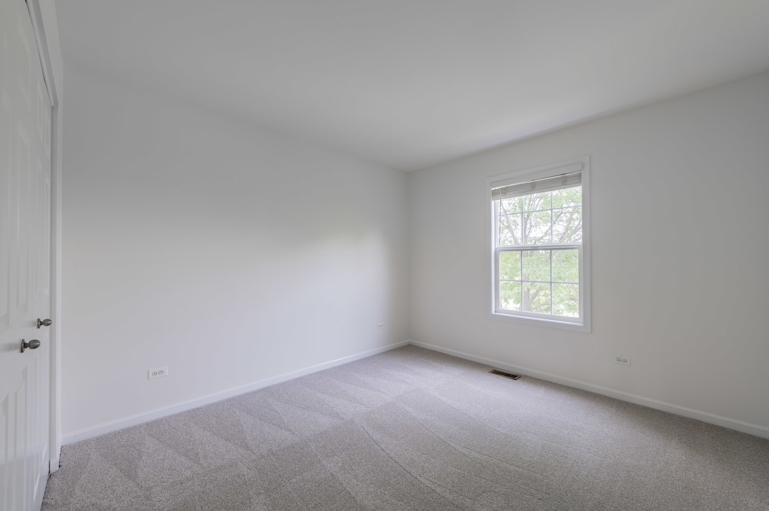 12750211 Property Photo 24
