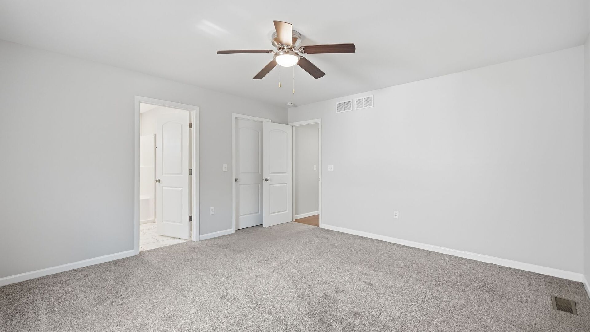 812 Western Avenue Property Photo 11