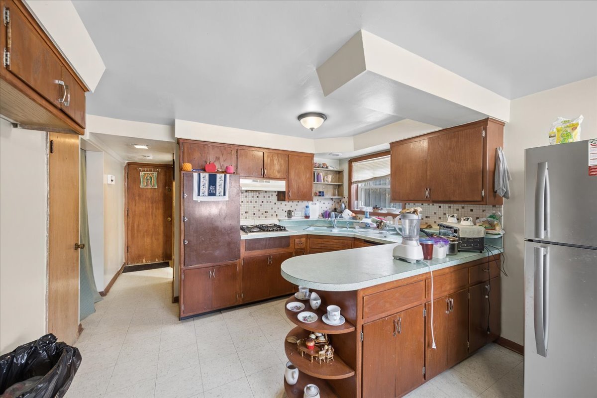 7408 W 58th Street Property Photo 12