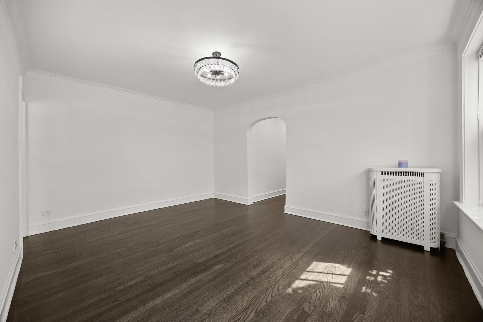 6318 N Artesian Avenue 203 Property Photo 7