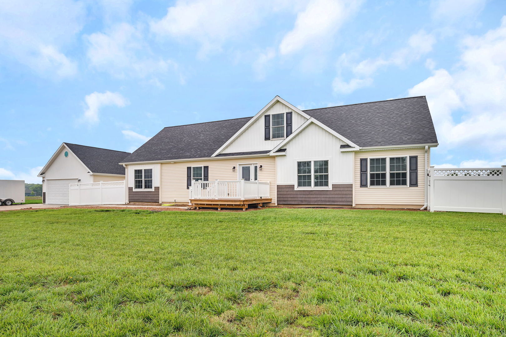 4183 Pine Bluff Road Property Photo 2
