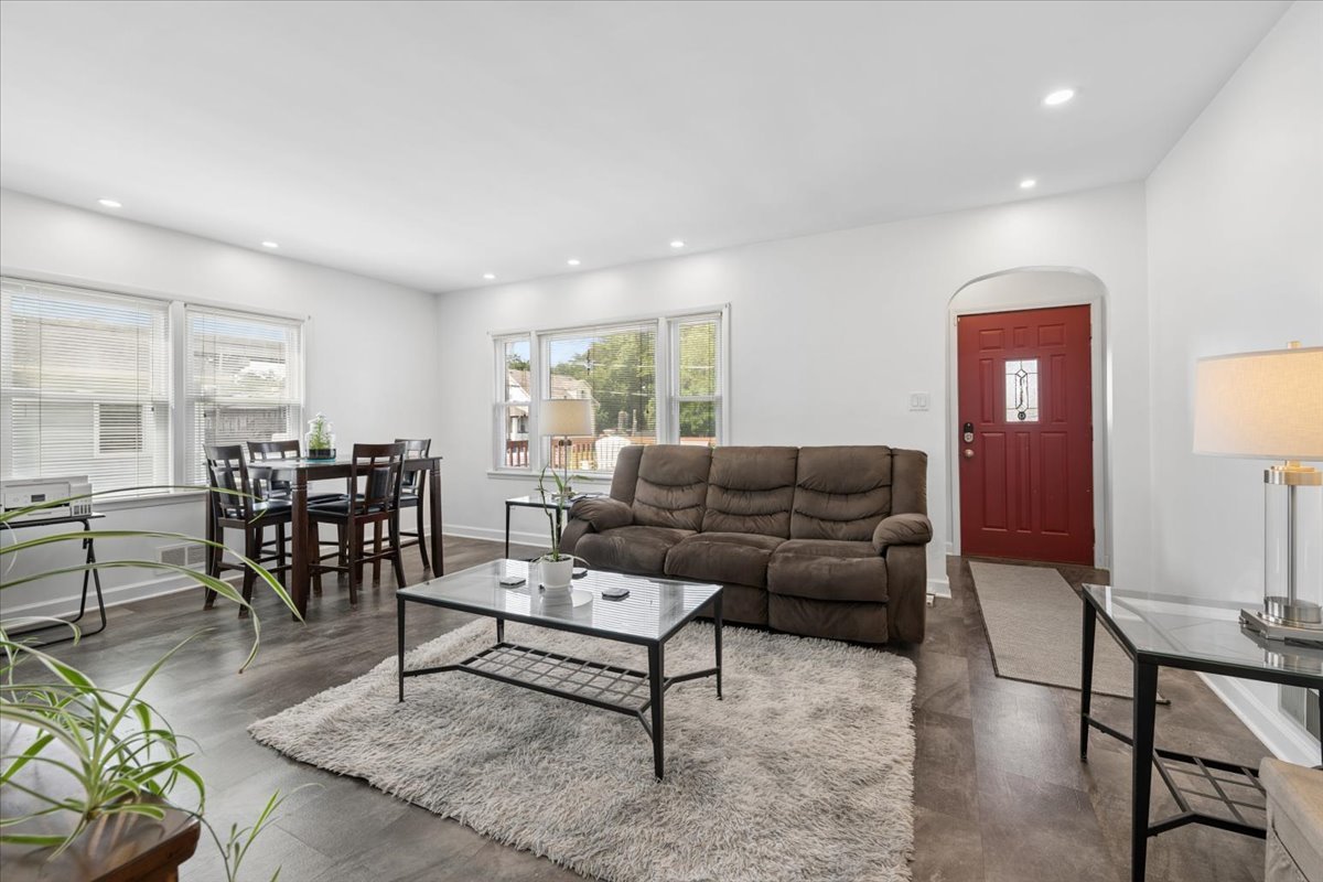 802 Vine Street Property Photo 2