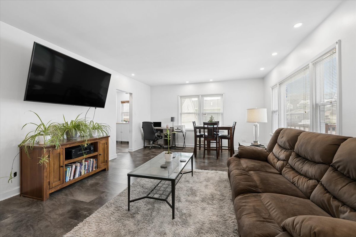 802 Vine Street Property Photo 3