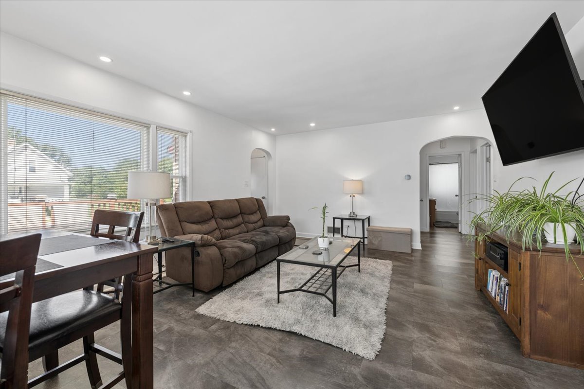 802 Vine Street Property Photo 4