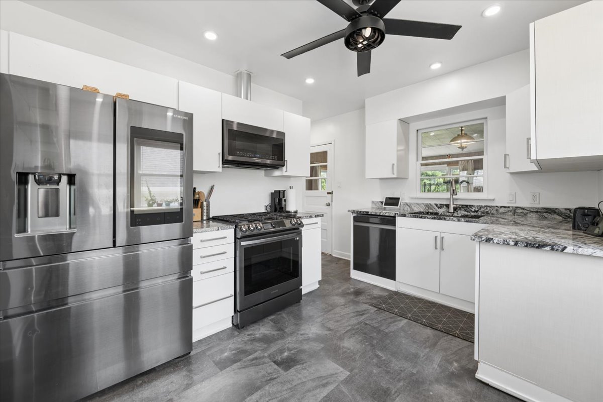 802 Vine Street Property Photo 6