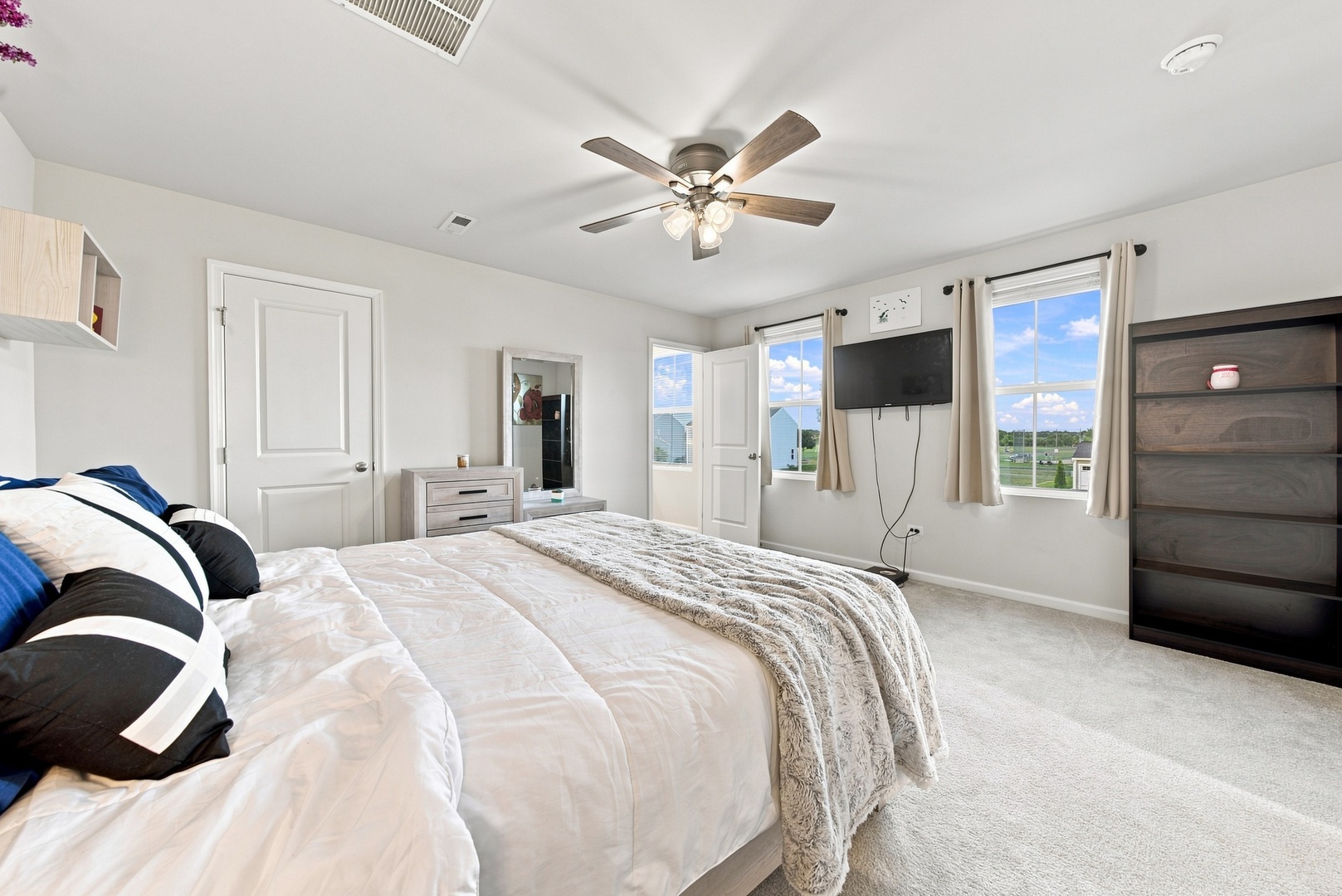 4461 Sarasota Avenue Property Photo 8