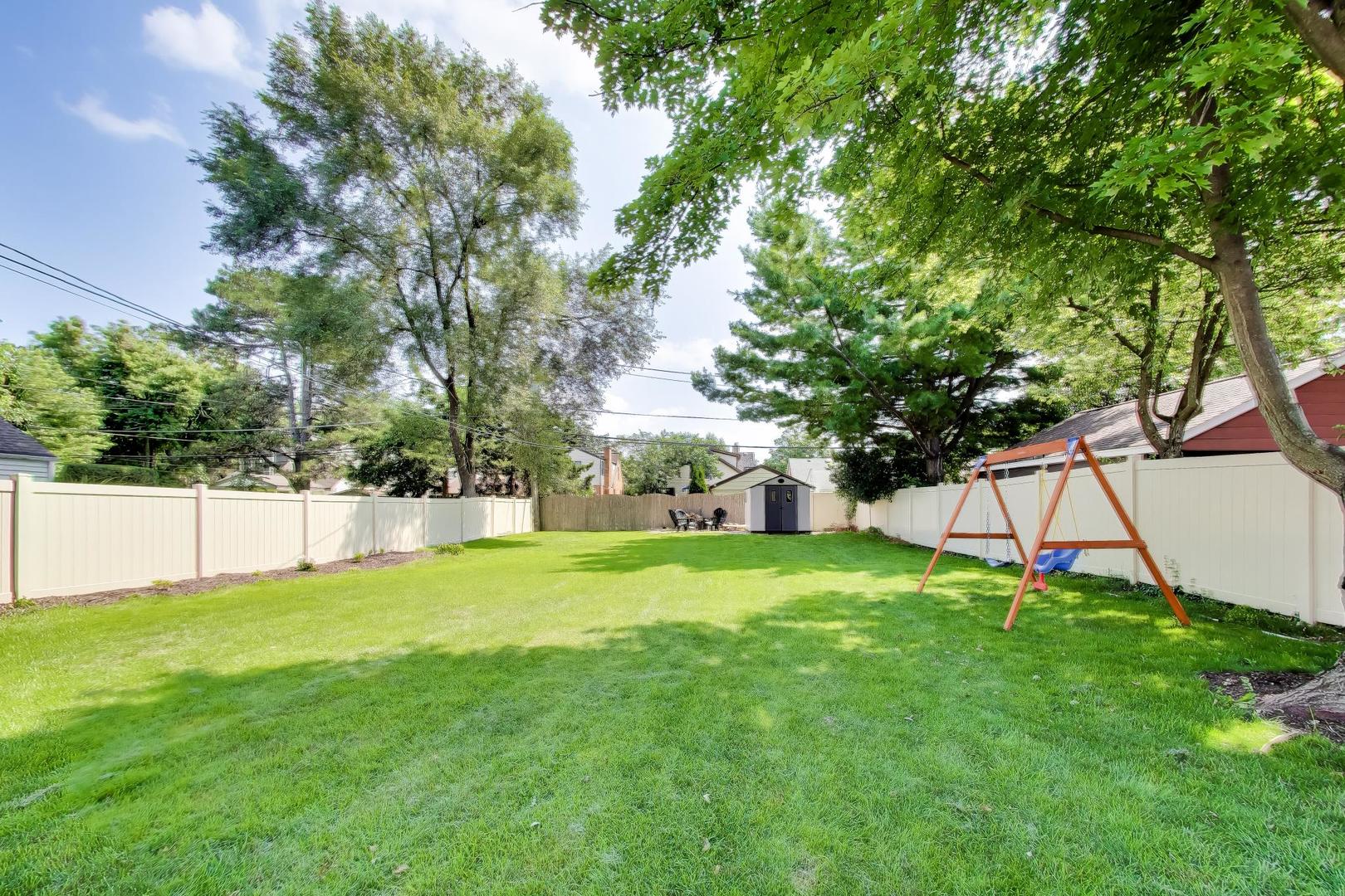 319 N Oaklawn Avenue Property Photo 25