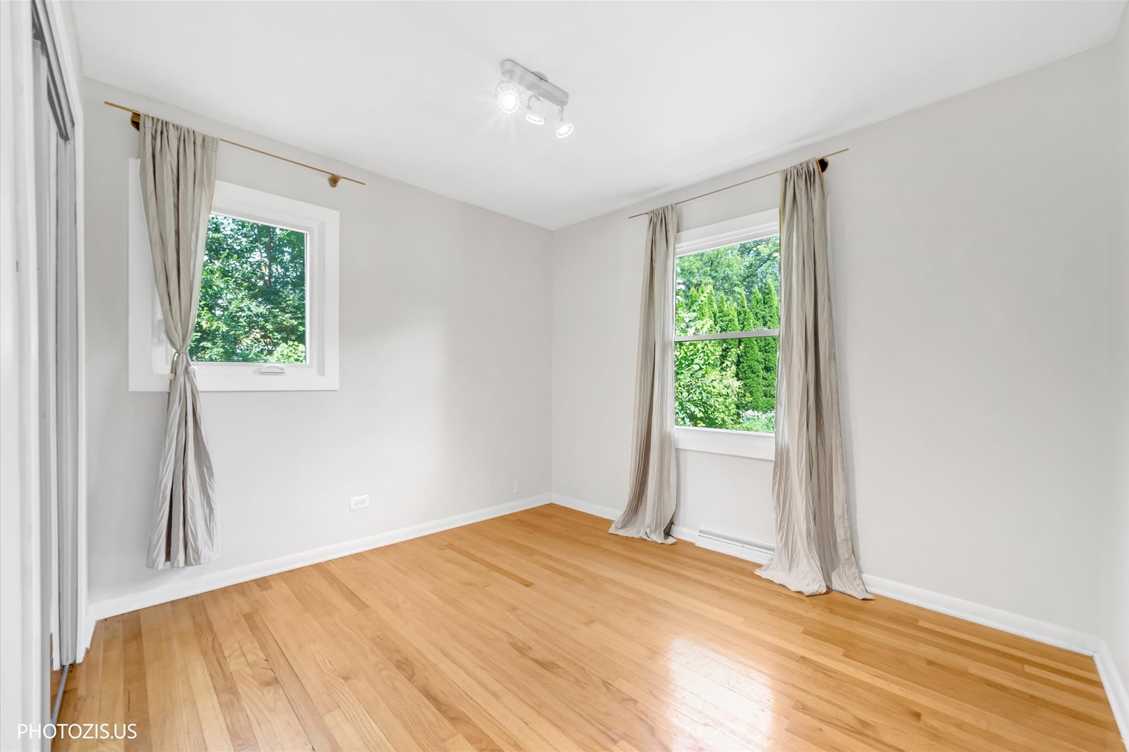 722 N Stephen Drive Property Photo 15
