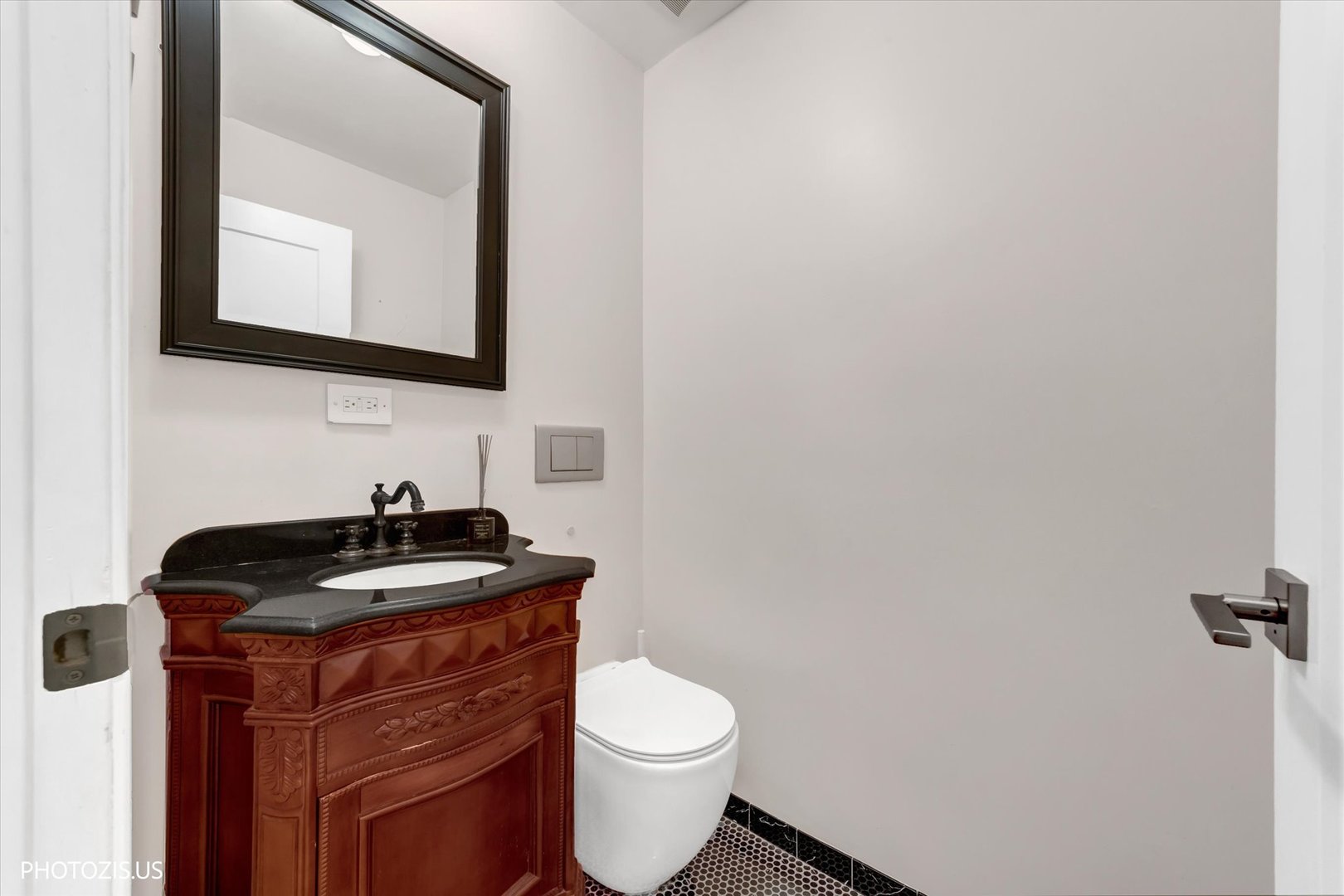 722 N Stephen Drive Property Photo 20