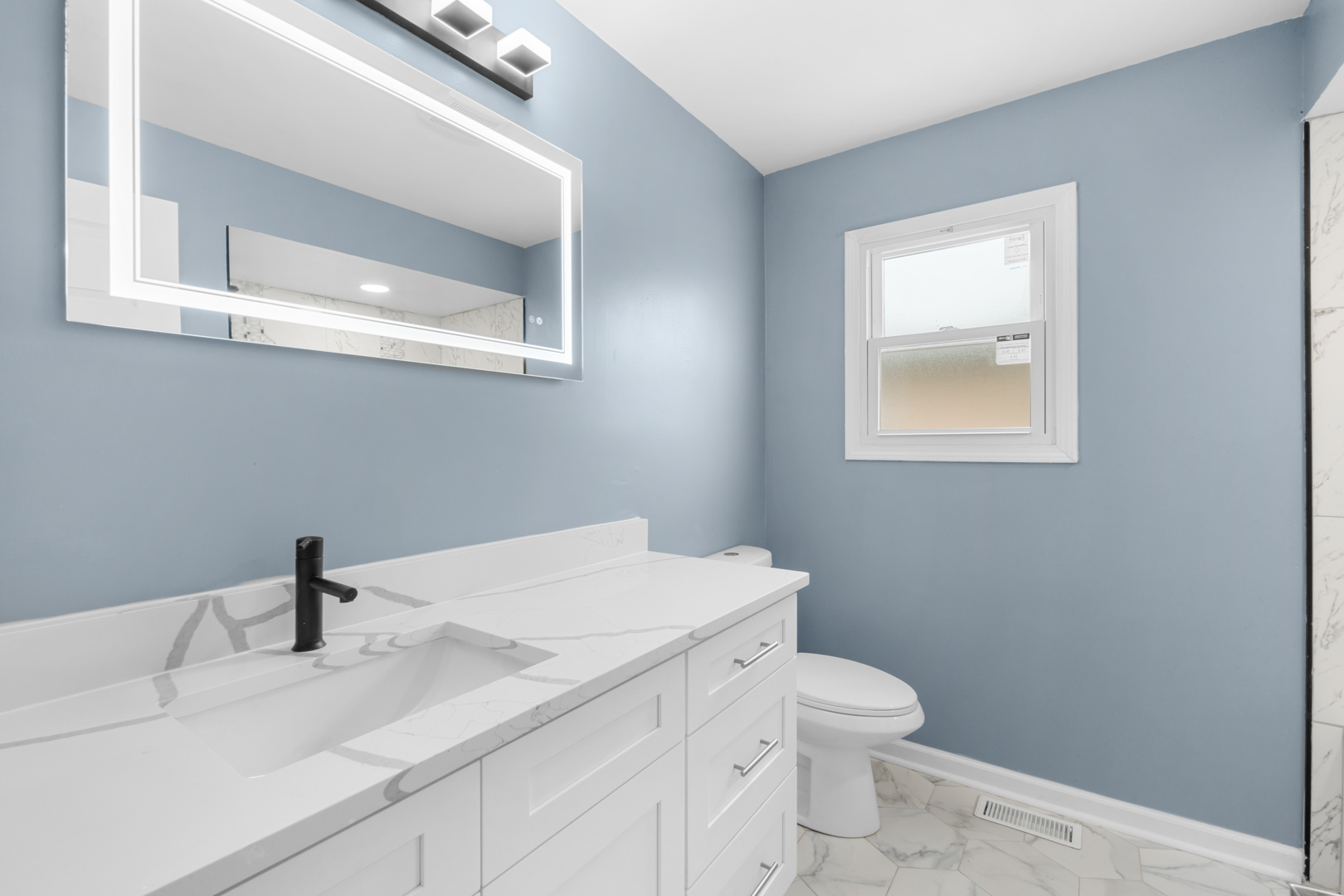 12750280 Property Photo 17