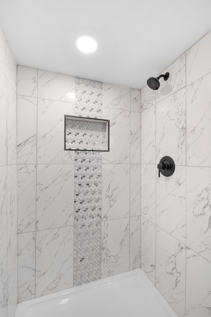 12750280 Property Photo 20