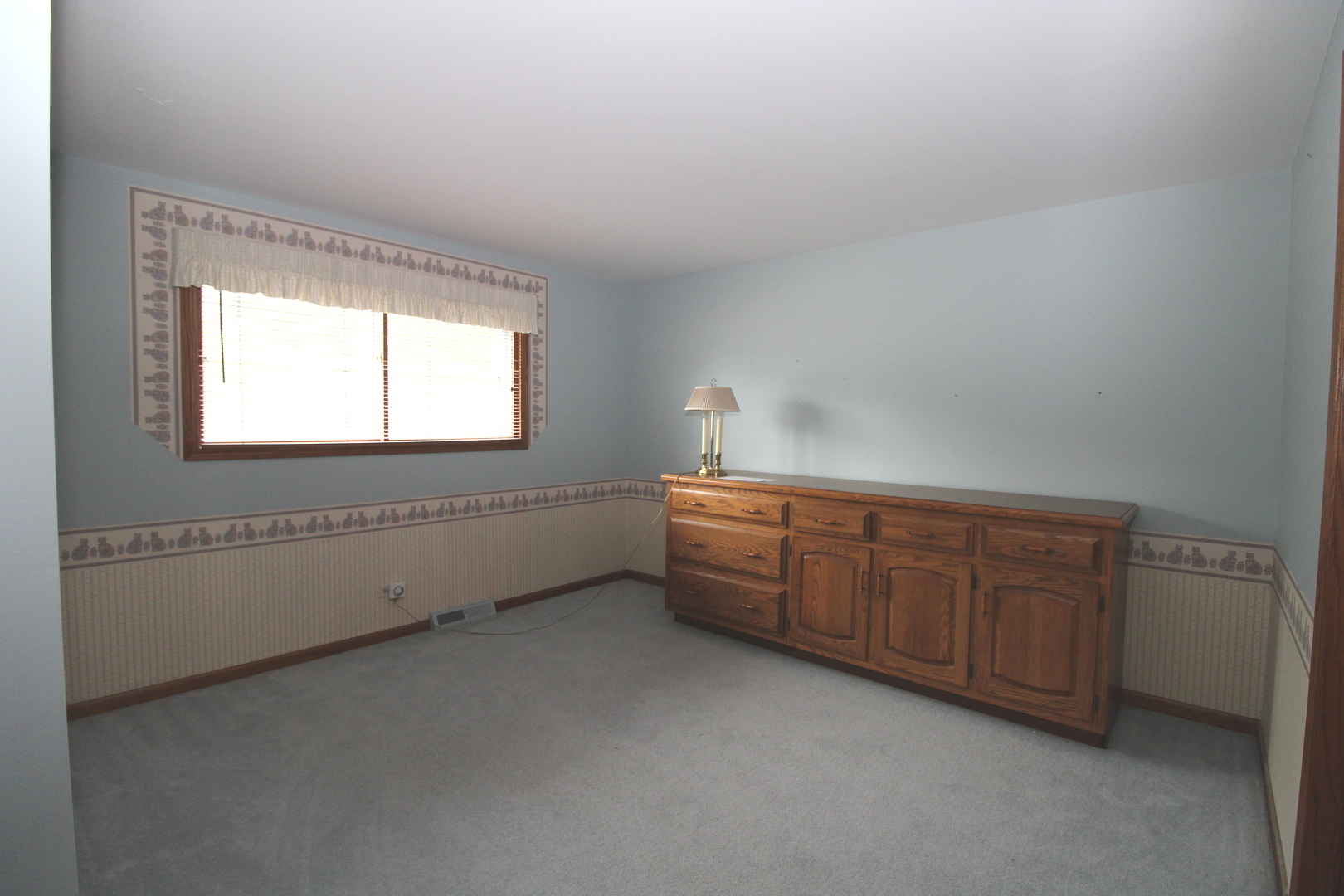 263 Norman Court Property Photo 11