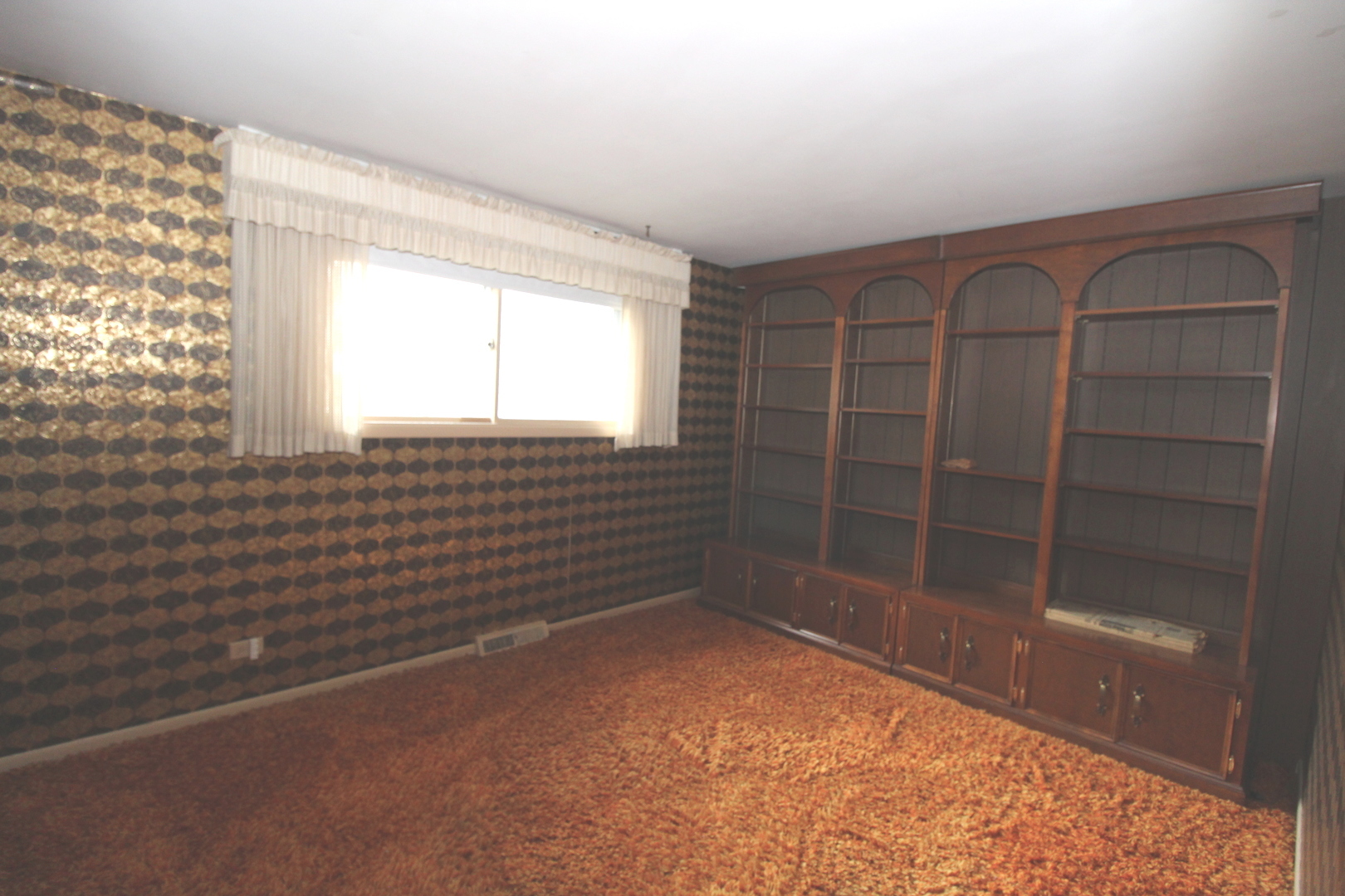 263 Norman Court Property Photo 13