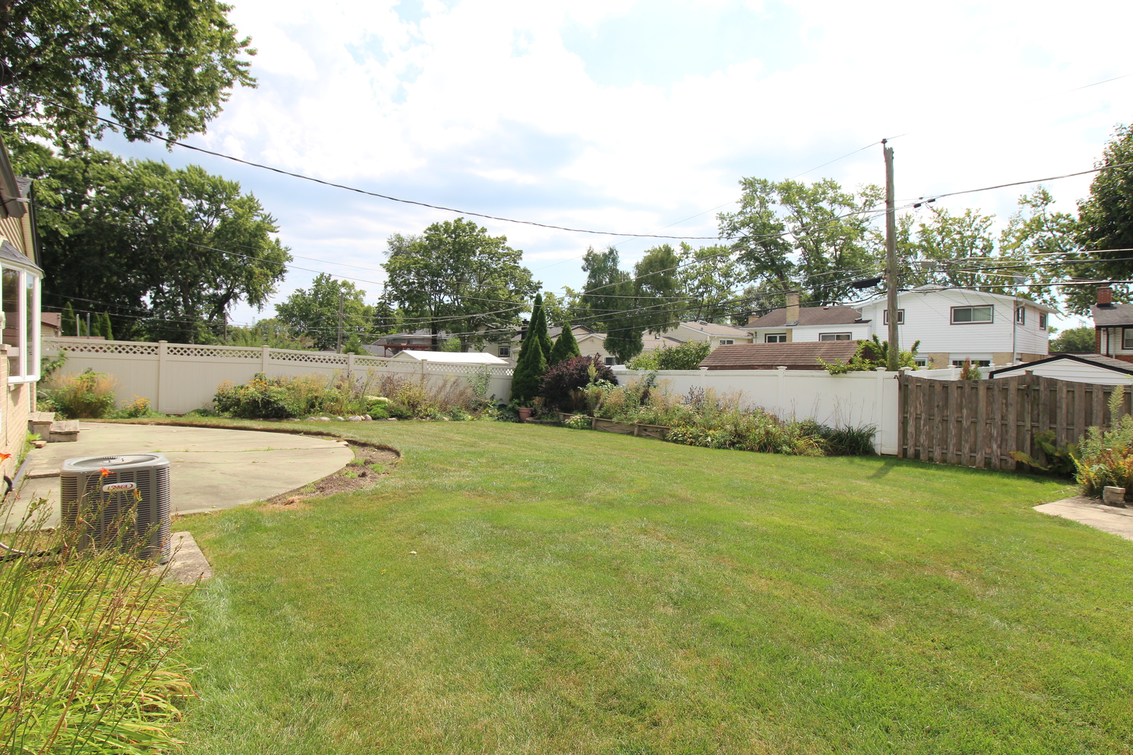 263 Norman Court Property Photo 19