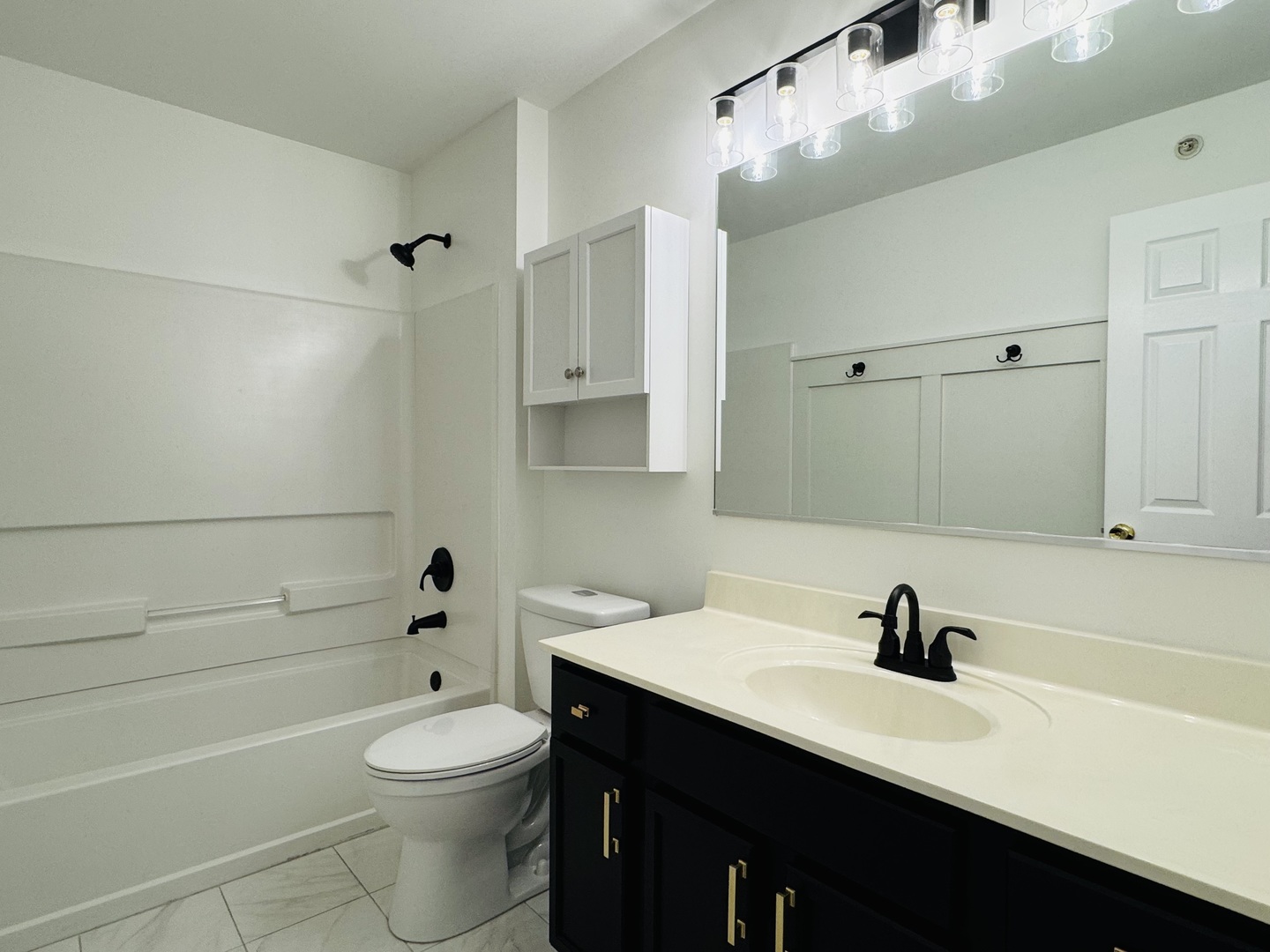 128 Bertram Drive M Property Photo 13