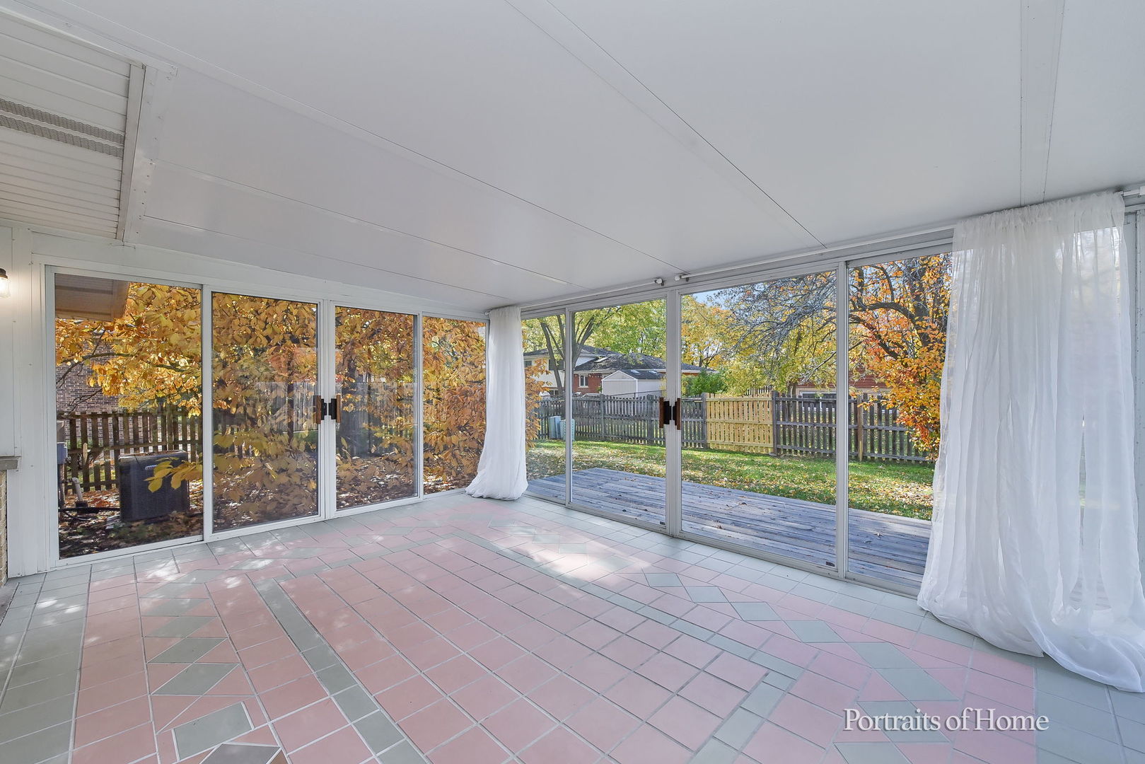 8s122 Washington Street Property Photo 11