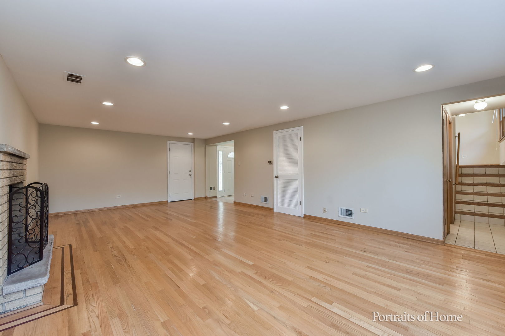 8s122 Washington Street Property Photo 13