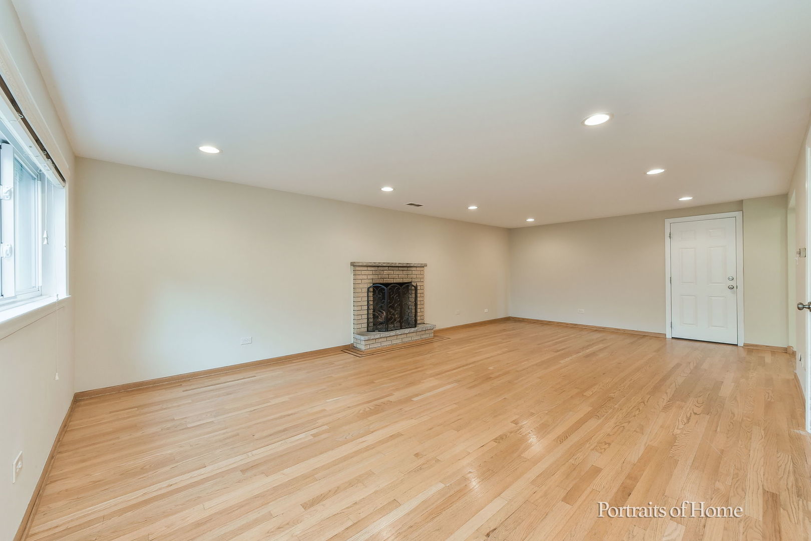 8s122 Washington Street Property Photo 14