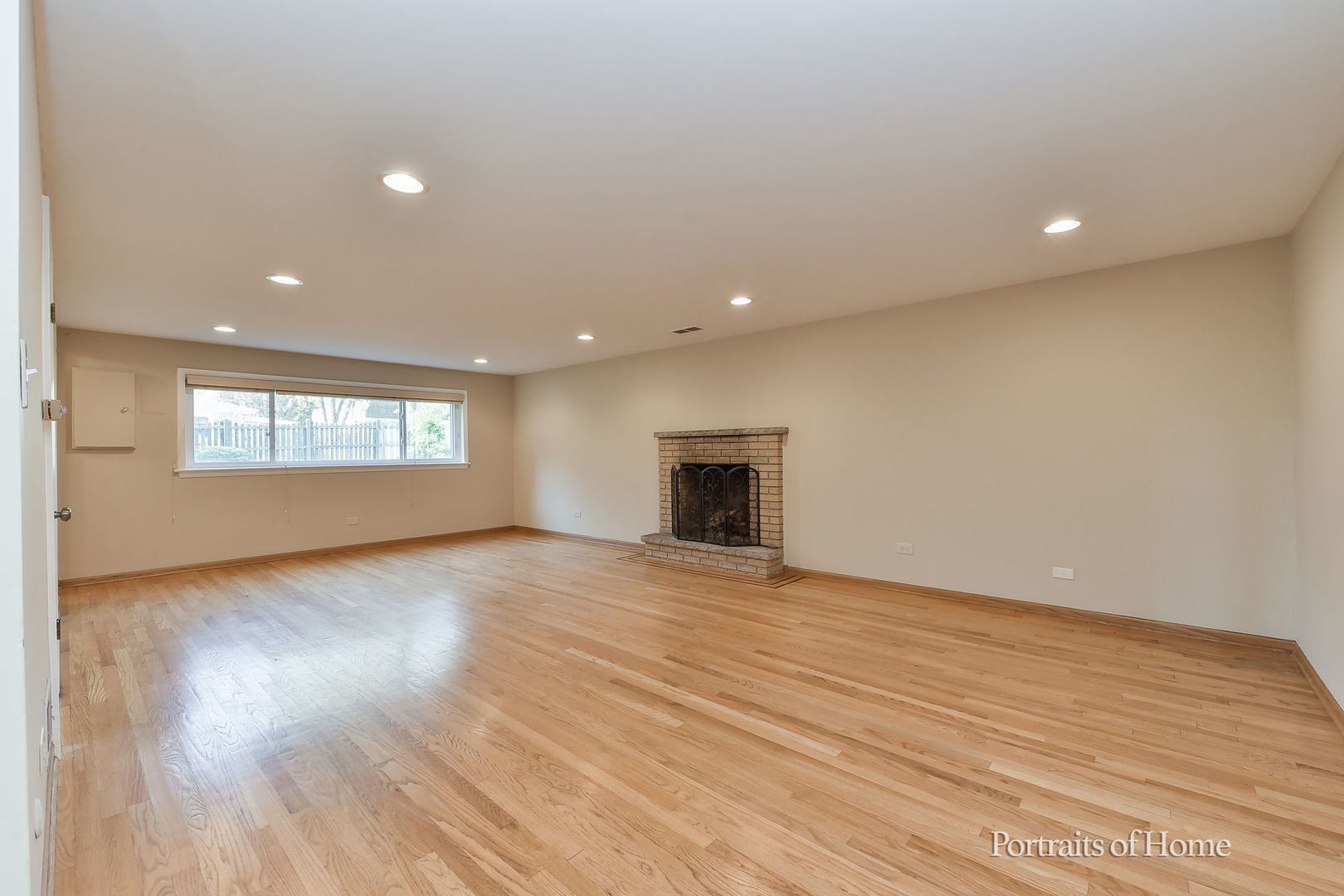 8s122 Washington Street Property Photo 15