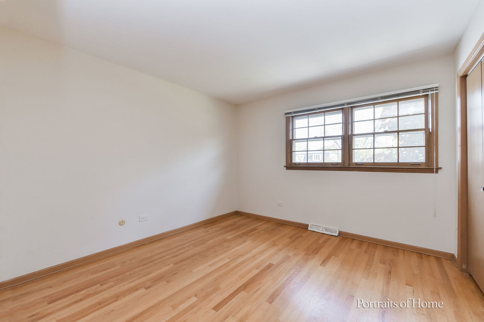 8s122 Washington Street Property Photo 18
