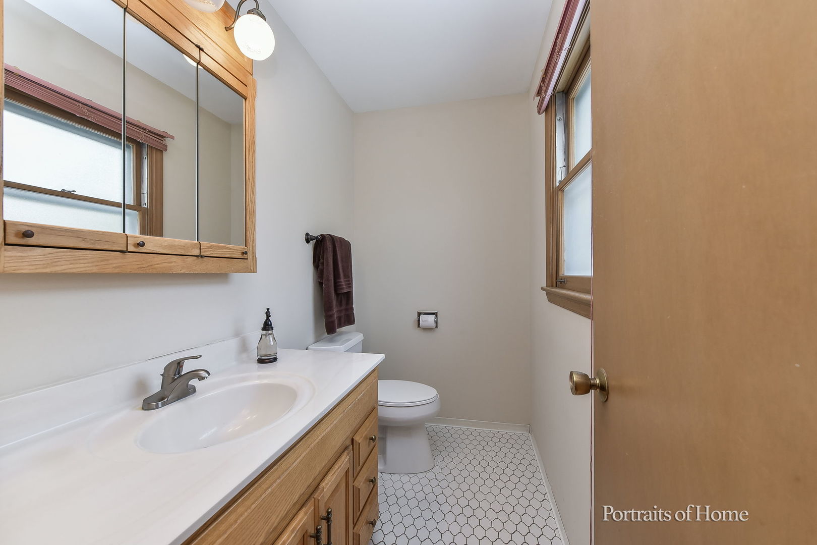 8s122 Washington Street Property Photo 19
