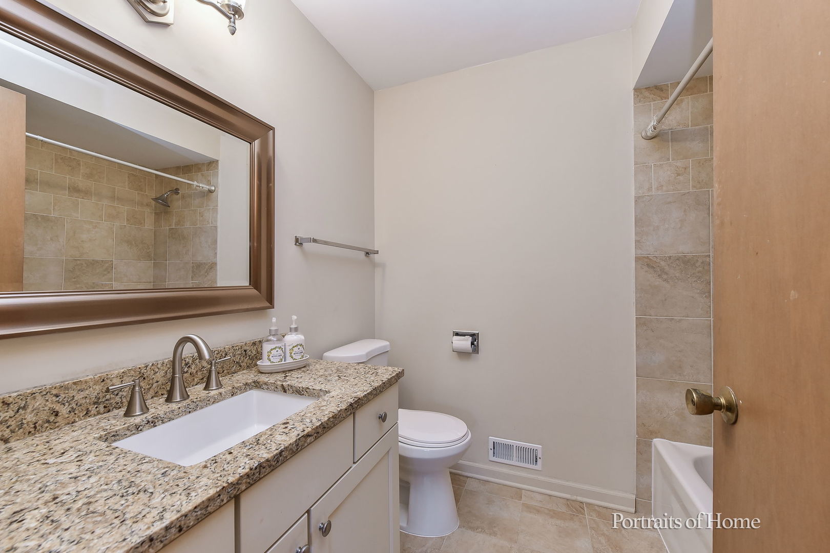 8s122 Washington Street Property Photo 22