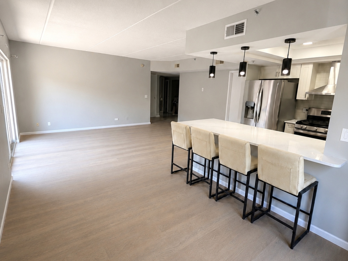 1653 River Street 306 Property Photo 6