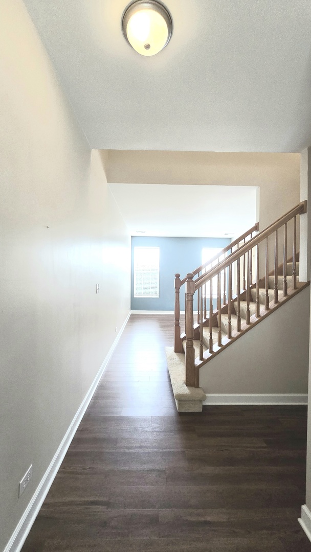 1809 Golden Gate Lane Property Photo 2