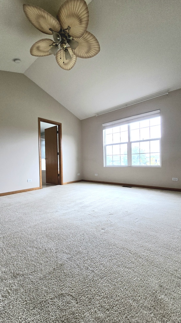 1809 Golden Gate Lane Property Photo 9