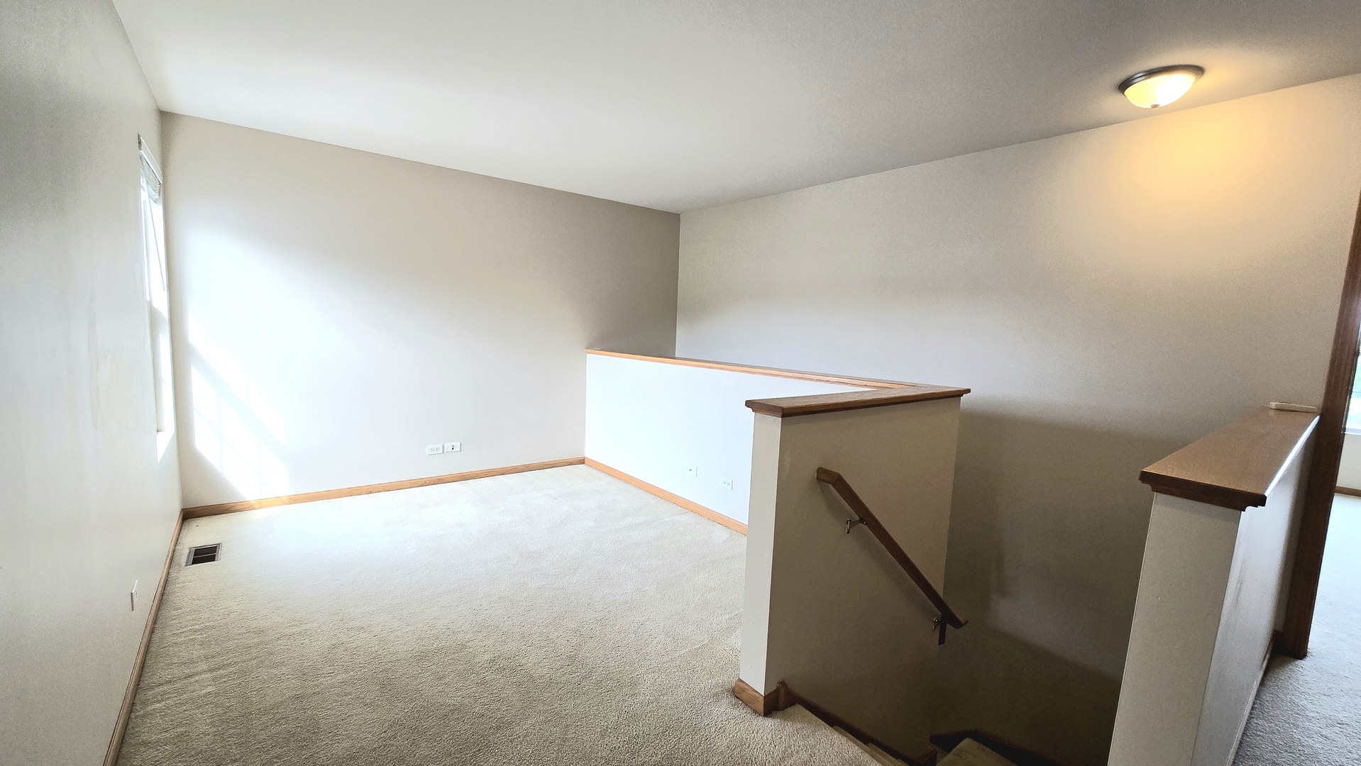 1809 Golden Gate Lane Property Photo 12