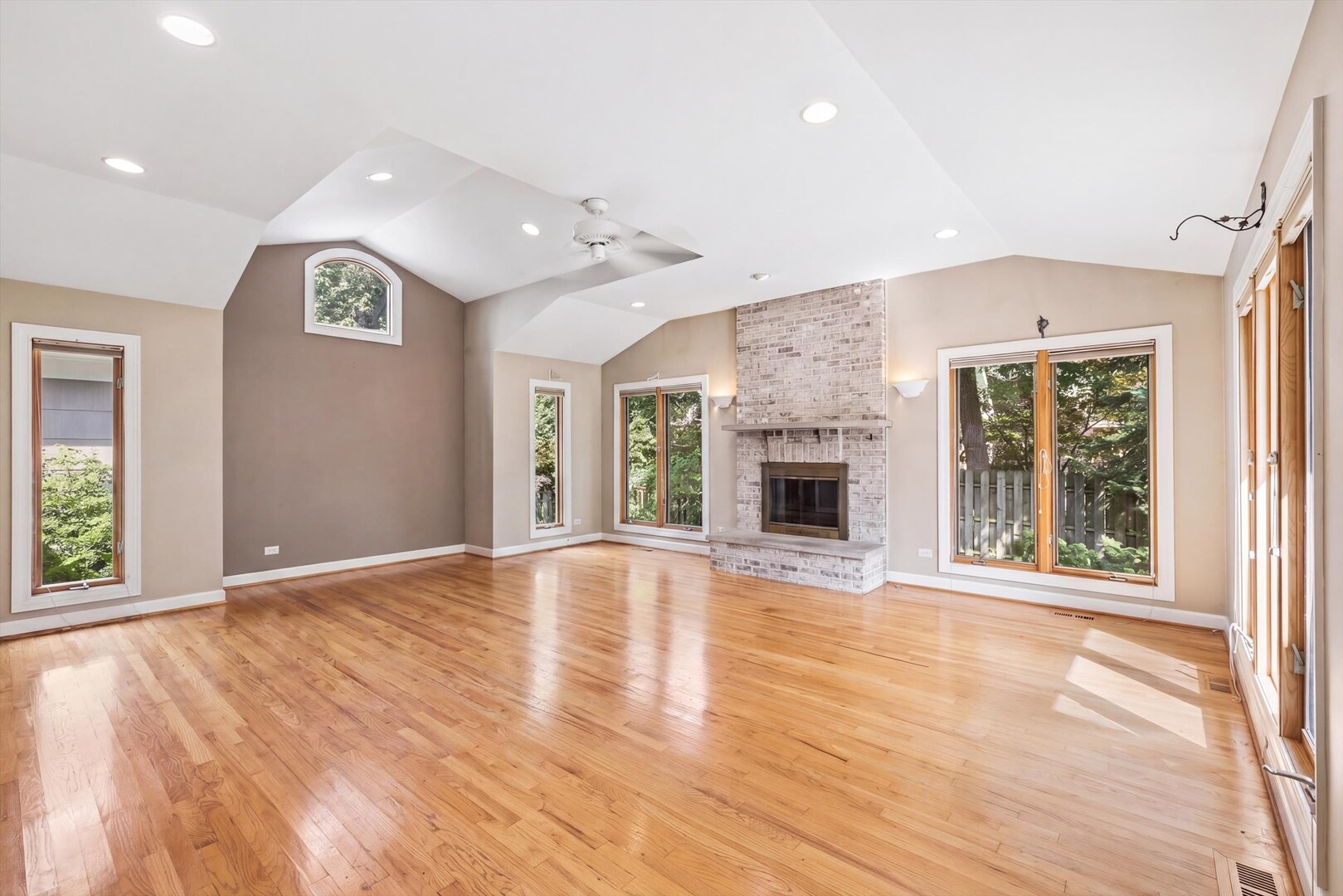 309 Forest Knoll Road Property Photo 3