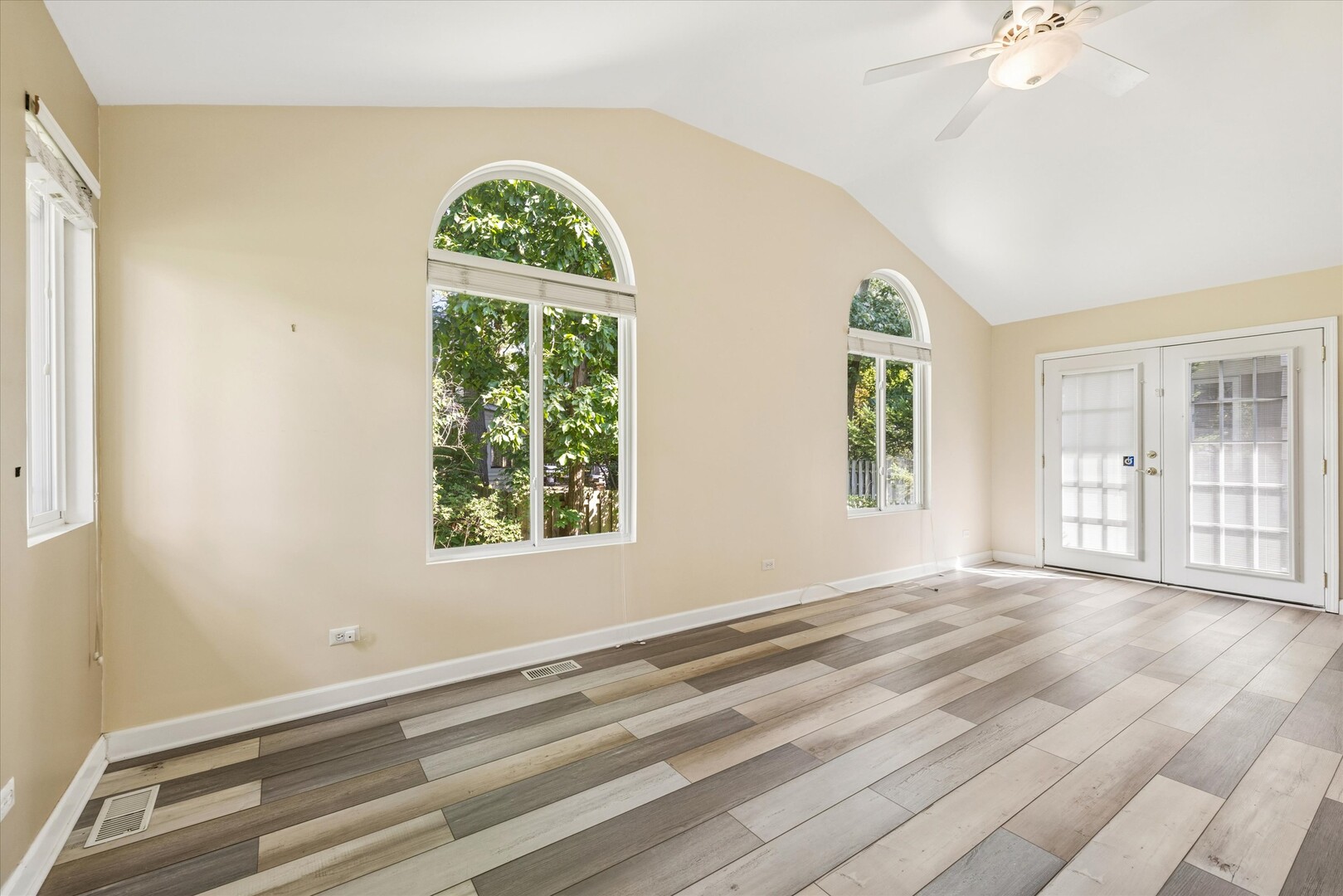 309 Forest Knoll Road Property Photo 10